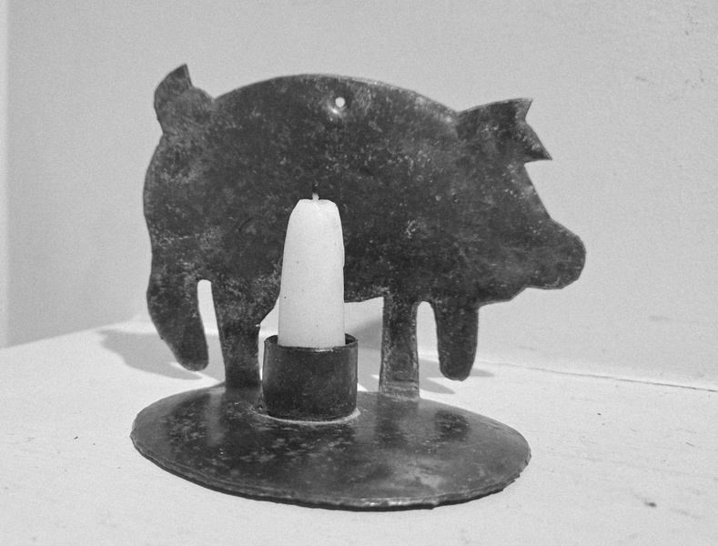 UNUSUAL TIN CANDLE HOLDER PIG